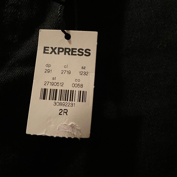 Express Black Curvy Skinny High Rise Comfort Stretch Waist Jeans NWT - Picture 2 of 5